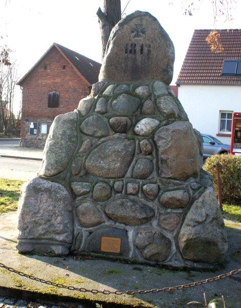 Kriegerdenkmal Lostau